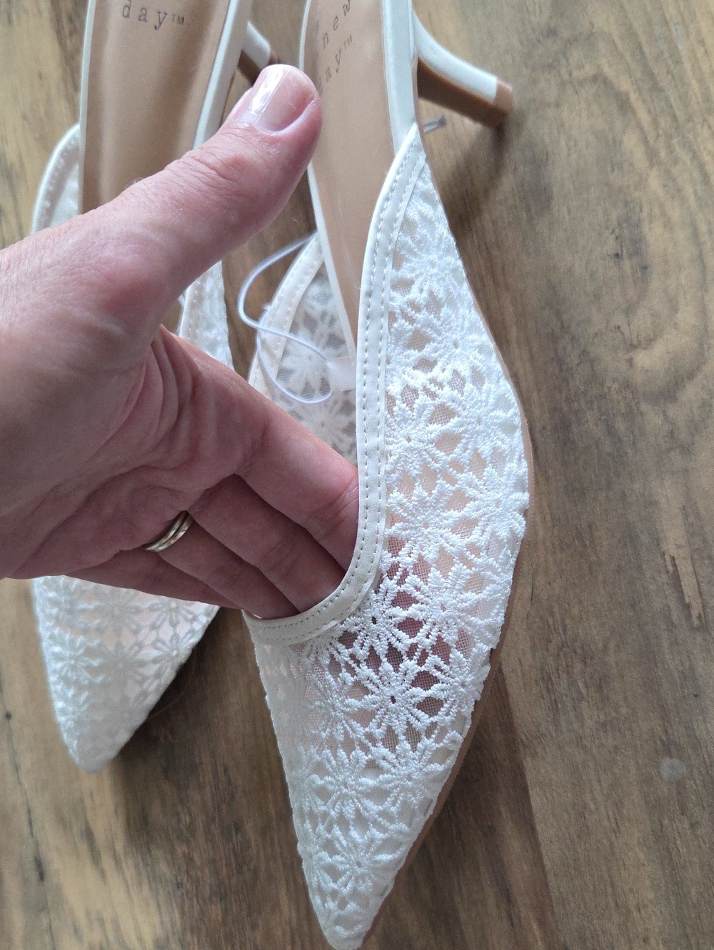 NWT A New Day Delilah Floral Embroidered Mule Heels 2in Heel Size 10 - Picture 5 of 9
